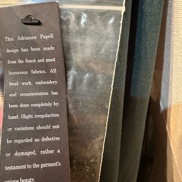 Elegant Green Beaded Dress - Picture 8 of 8